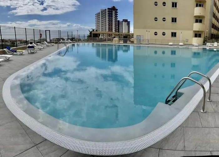 Sun Paradise Beach, Wifi, Sea Views, And Pool