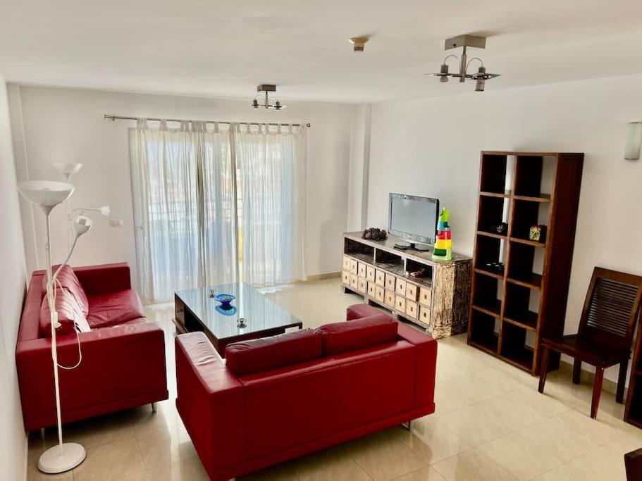 Appartement Sun Paradise Beach, Wifi, Sea Views, And Pool