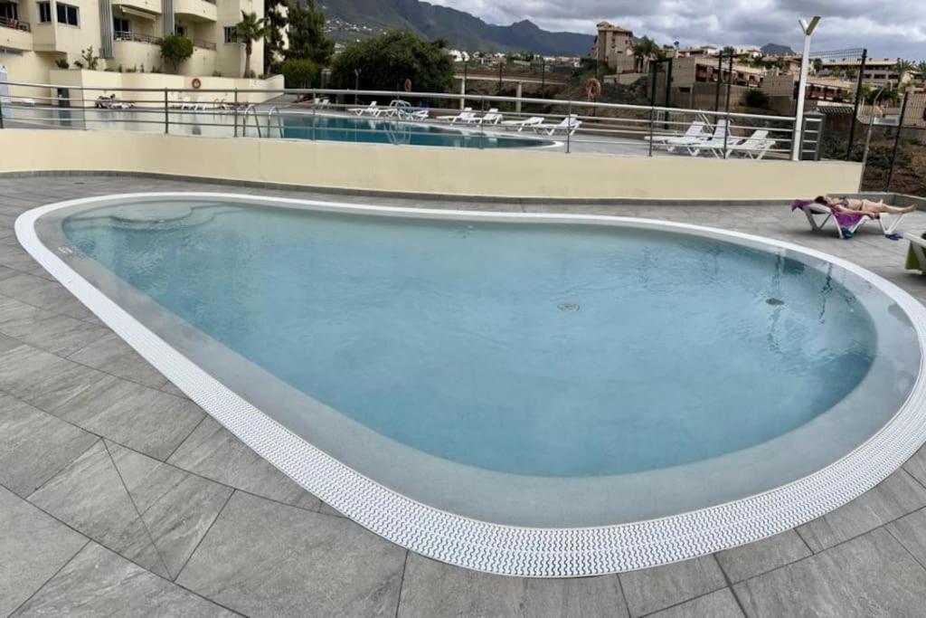 Sun Paradise Beach, Wifi, Sea Views, And Pool